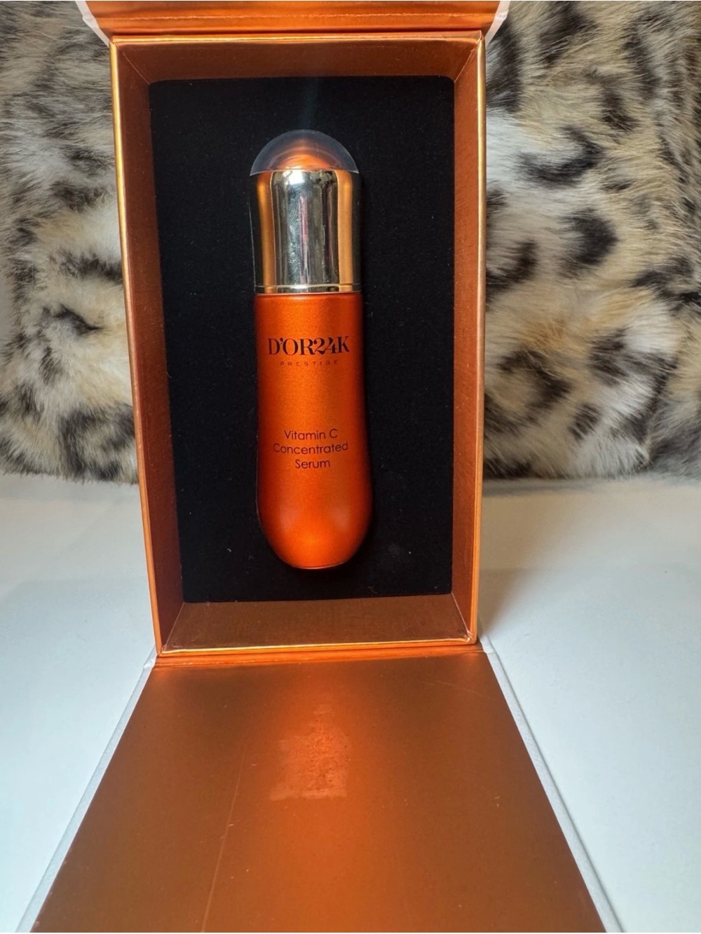D’OR24K Vitamin C Concentrated Serum - Picture 2 of 3